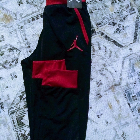 COPY - NWT Jordan boys youths jogging pants size L 12_13y - Picture 7 of 8